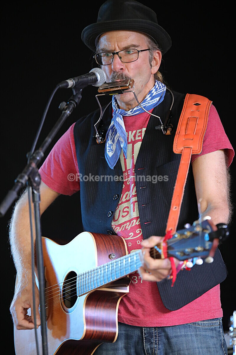 FOLK N BLUES-144 - FOLK and BLUES SEPT 2022