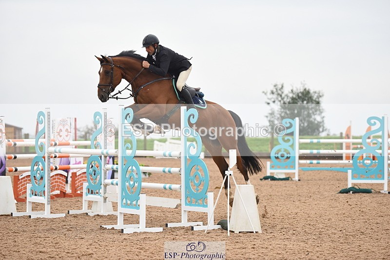 230916A-112332-04073 - Cls 14 Snr Foxhunter