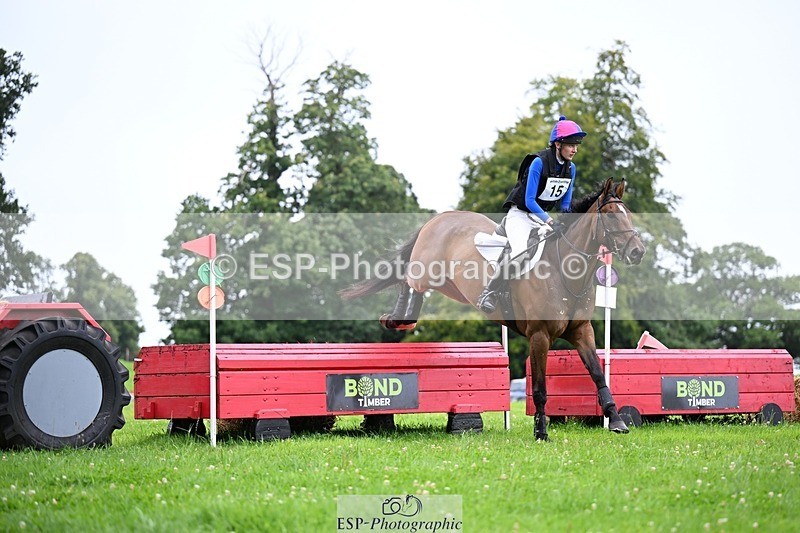 240803-115025-03025 - 015-Lara_Clarkson-NEWTIDE