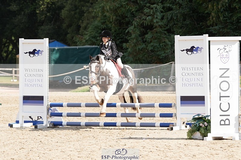 250821A-112458-15099 - WC Round 2 11.00 to 12.00