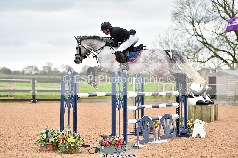 230507A-142221-08387 - Cls 48 Foxhunter