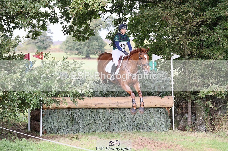 231020-124318-08774 - 043-OTTENTIK.NOBILITY-Dani.Evans-XC