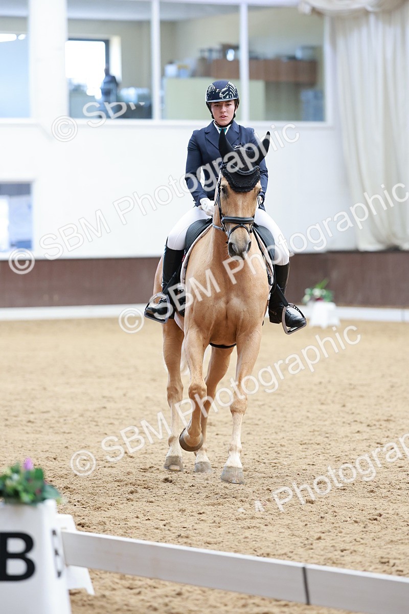 SBM_008740 - Class 6b - Novice 6 - 11.02-12.19