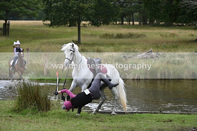 WJ7_3194 - Time at Water 12:15 to 12:50