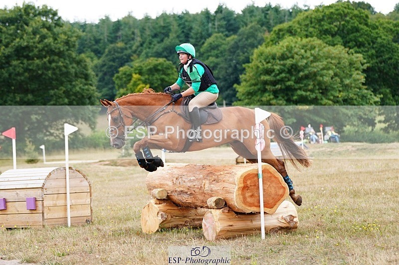 250803A-114158-11518 - L-523-Becky.Smith-DEJA.VU