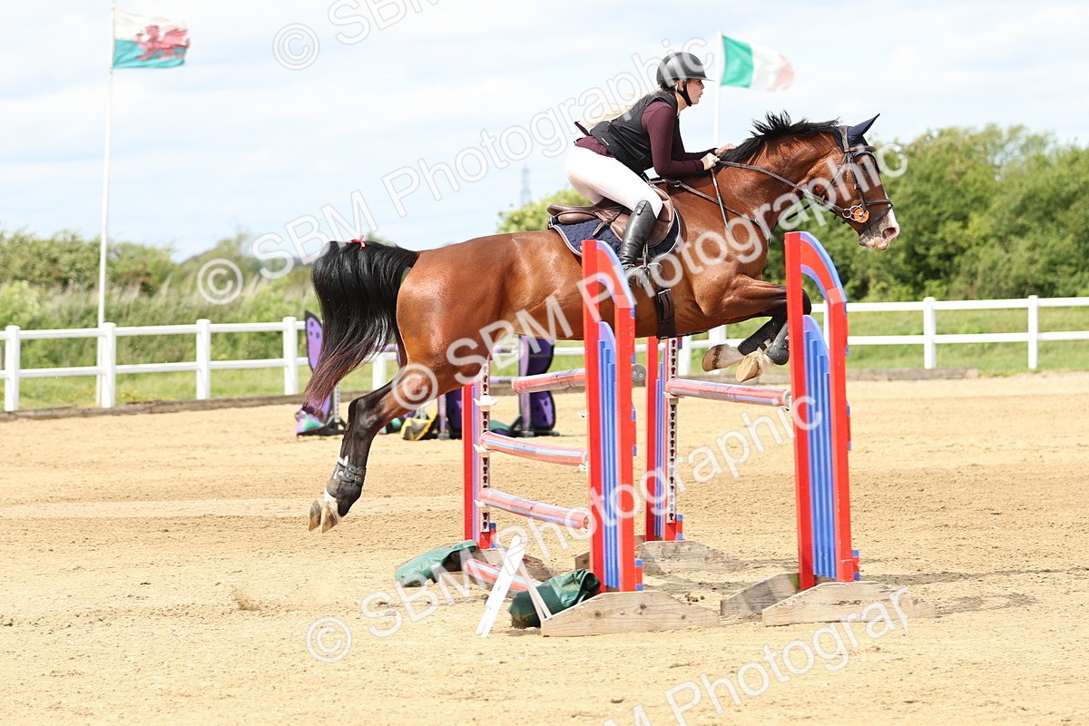 SBM_001151 - Class 4 - Senior Newcomers - 1.10m