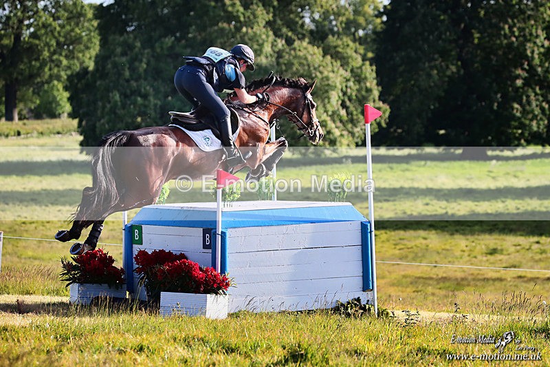 BEXC 220526 2427a - Equestrian