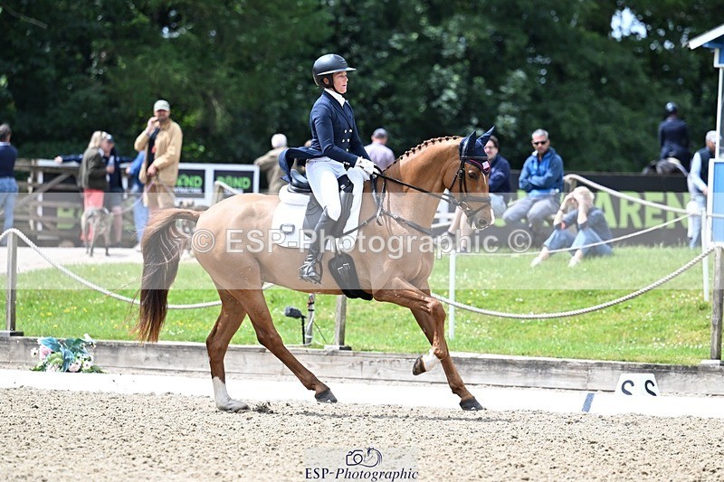 260529A-122404-08275 - G-771-Alexandra.Knowles