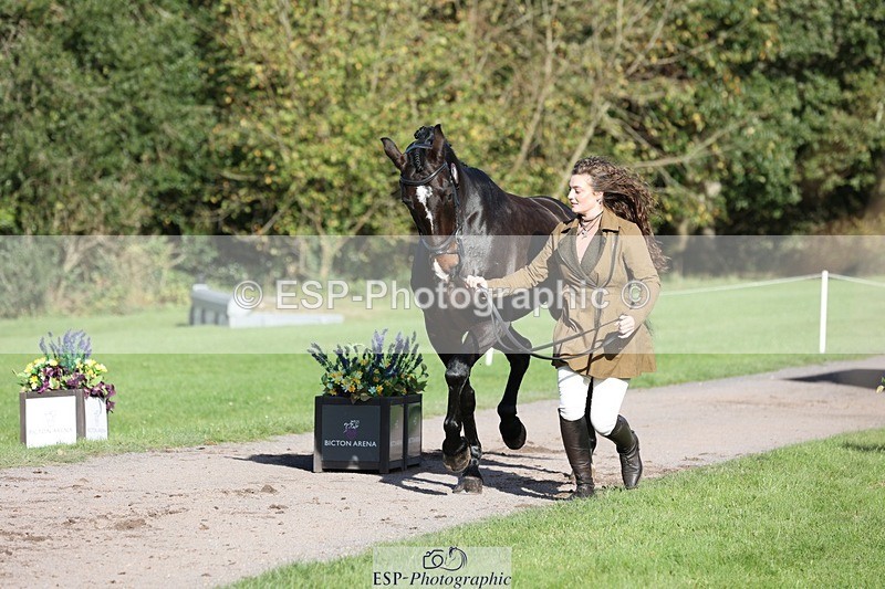 241027-103539-15983 - 521-Rhianna.Ryan-HATTERALL.NEW.YORK