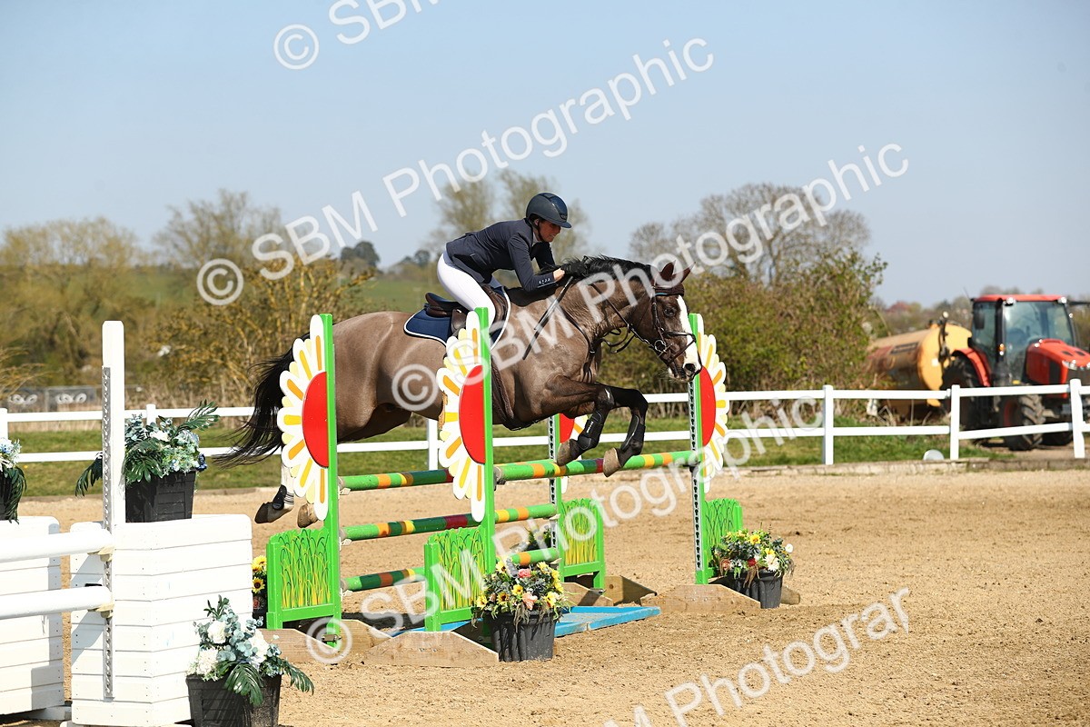 SBM_001130 - Class 4 - Senior Newcomers - 1.10m