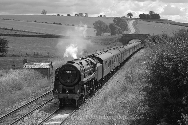 15.8.11 - BR Standard 'Pacific' 70013 Oliver Cromwell, Greenlands Farm - Greenlands Farm