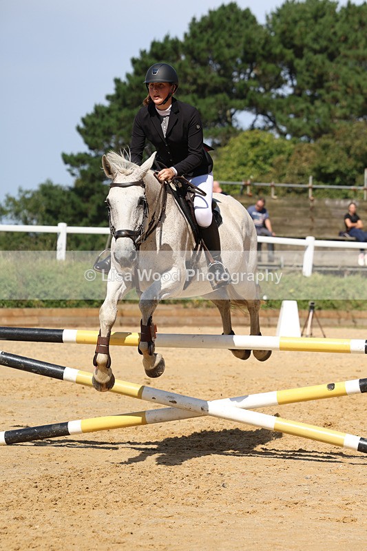 3E7A1604 - Class 10: 90cm open