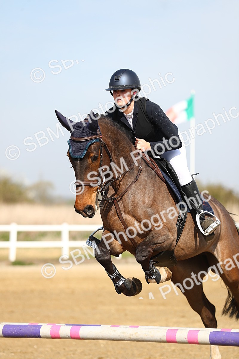 SBM_002056 - Class 8 - Senior British Novice - 90cm