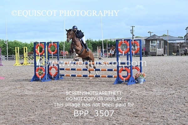 BPP_3507 - CLASS 36 SUN Senior British Novice/ 90cm Open