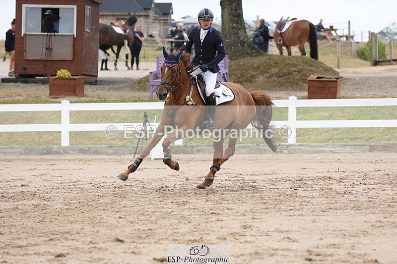 250717-100510-03901 - Cls 9, 1 Star Bronze Tour