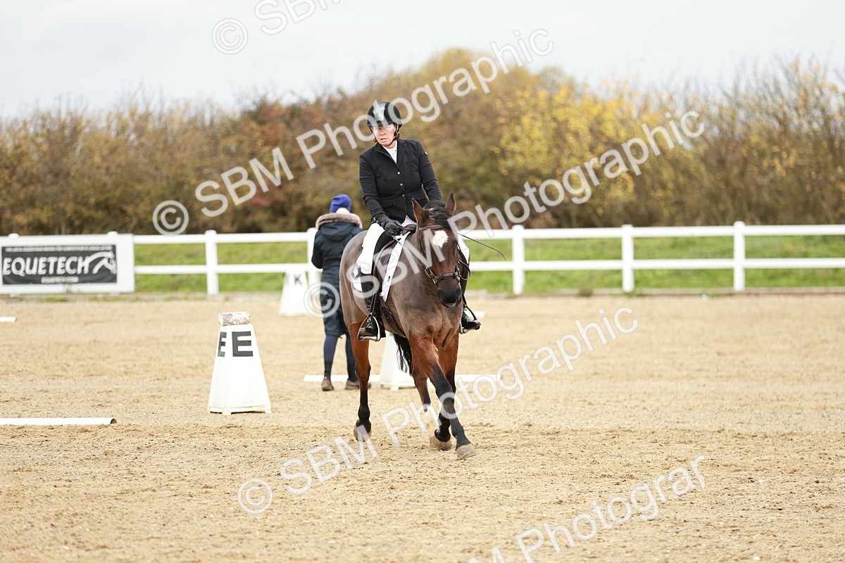 SBM_002919 - Class 8 - Novice 1