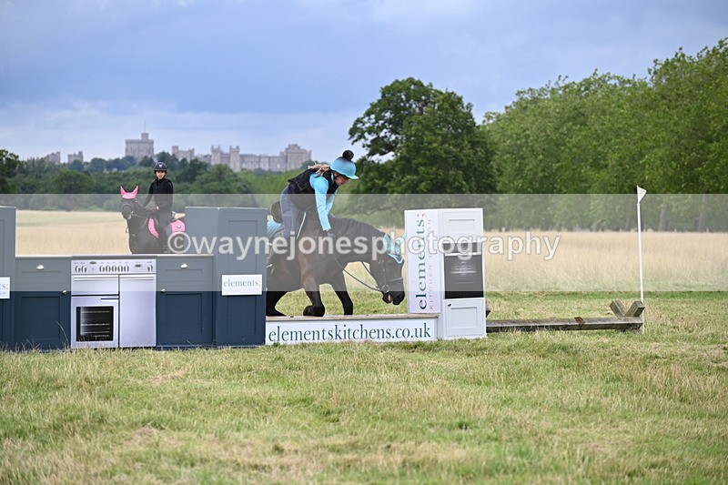 WJ6_3128 - Time at Jump 11:06 to 11:40