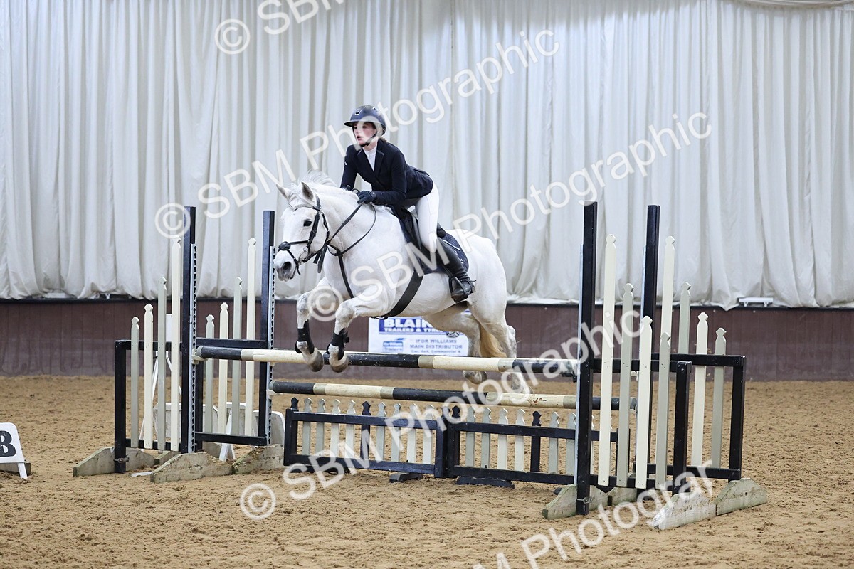 SBM_002107 - Class 4 - Blue Chip Pony Newcomers - 1.00m
