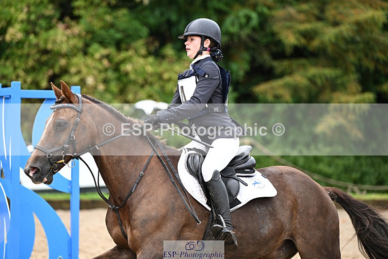 240824X-104242-24900 - 70cm Round 2 10.30 to 12.10