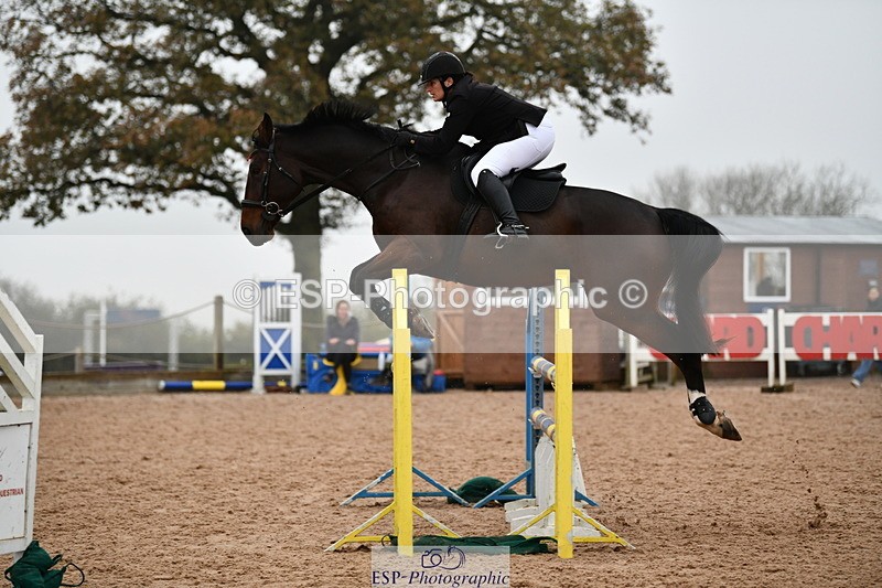 241102A-152839-06194 - SAT Cls 12 1.15m Members Cup