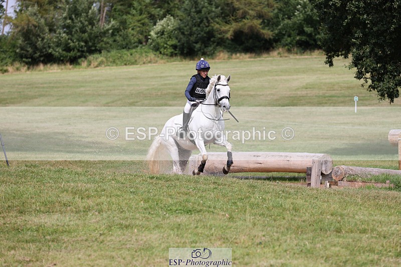 240825X-145433-35137 - 80cm XC 14.30 to 15.30