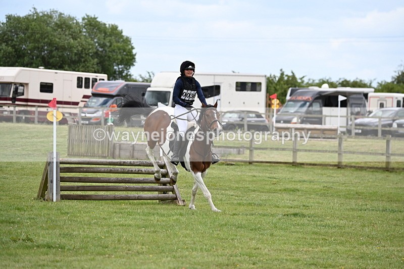 WJ6_3632 - Class 5 80cm Pairs