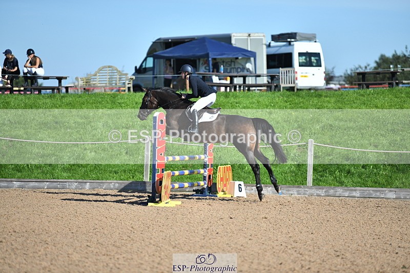 230903A-101600-03640 - Cls 12 95cm Amateur Quali