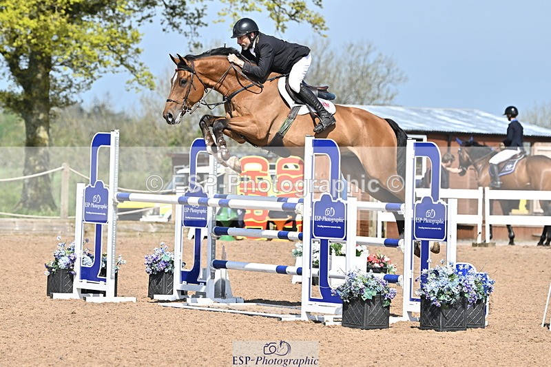 240509A-104752-00993 - Cls 8 Foxhunter