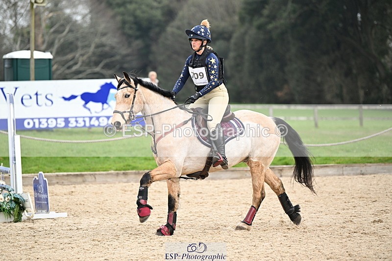 250309A-093511-00233 - Cls 01 70cm 09.00 to CW