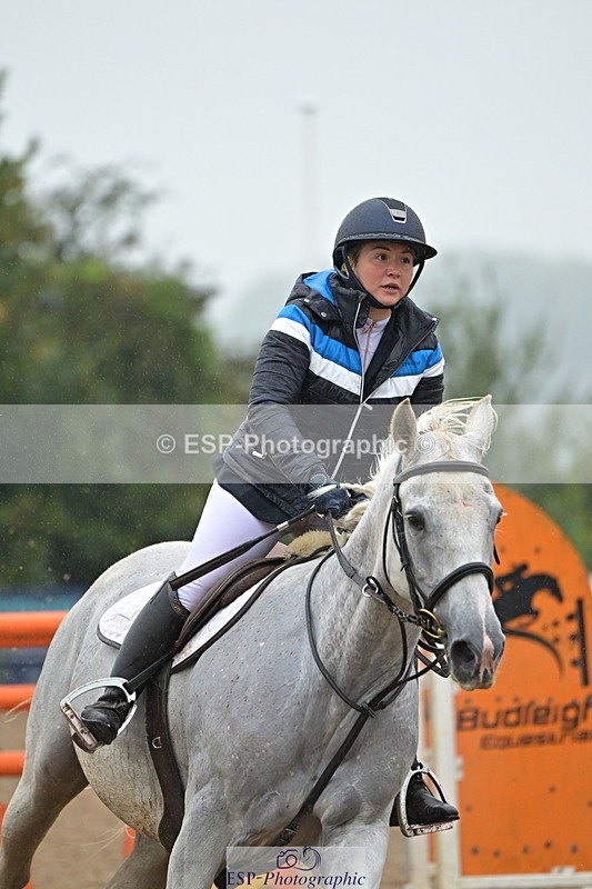 240925A-141311-01081 - Cls 5 Foxhunter and 1.20m Open