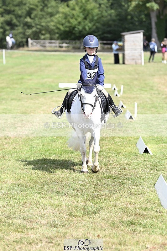 250821A-114813-15330 - DR 11.00 to 12.00