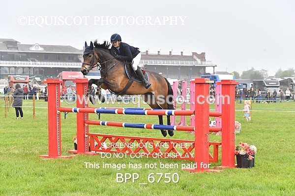 BPP_6750 - CLASS 2 RHS Classic Champ Qual (1.20m)