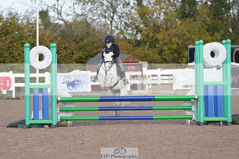 251025-100706-00019 - Chard 25th & 26th Oct BS Juniors/COH/Club/schools unaffiliated showjumping