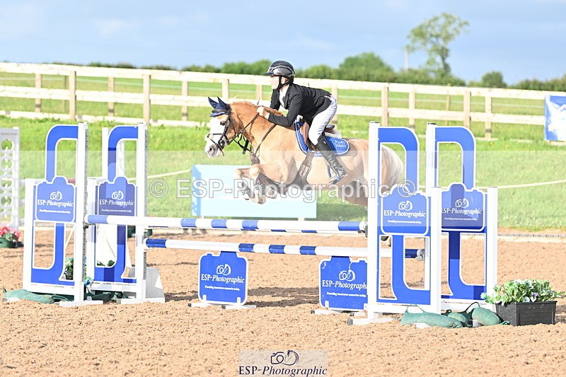 240628A-193324-01926 - Cls 7 Graham Heath 128cm + 138cm