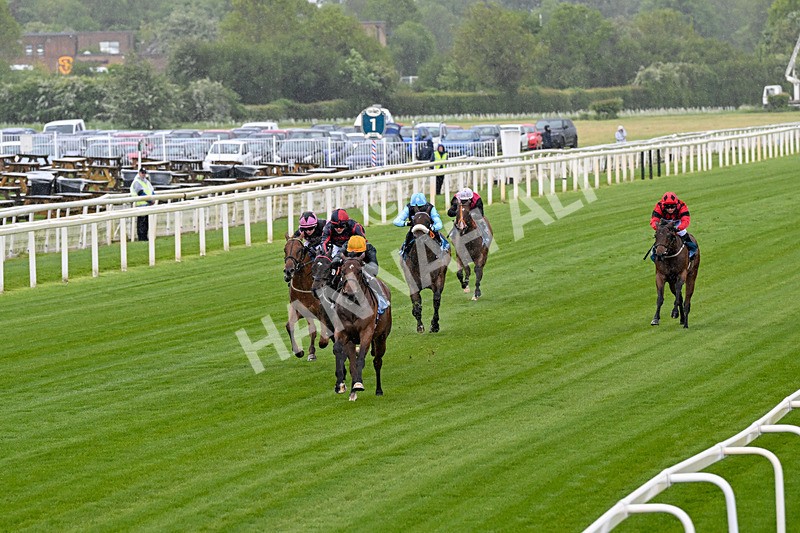 130526-Race 1-Cut A Dash-0028 - Race 1 1.45pm British Stallion Studs EBF Novice Stakes