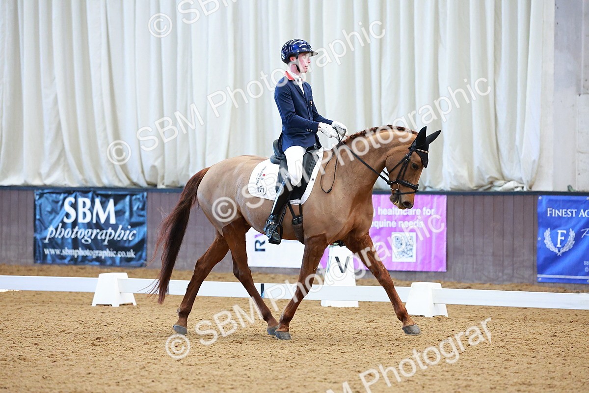 SBM_001320 - Class 18-15-16-22 - Elementary 5 Novice 5-Novice 6