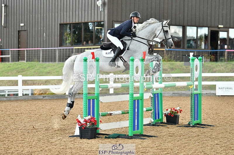 230721A-113029-05726 - Cls 18, 1 Star Silver 1.20m