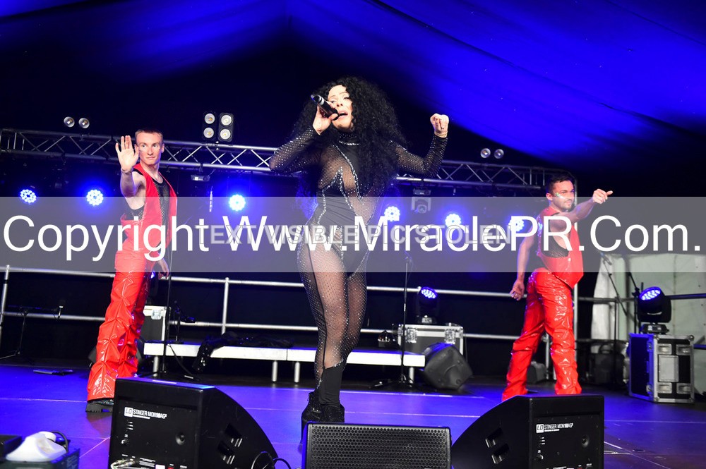 SH4_6624 - The Cher Experience