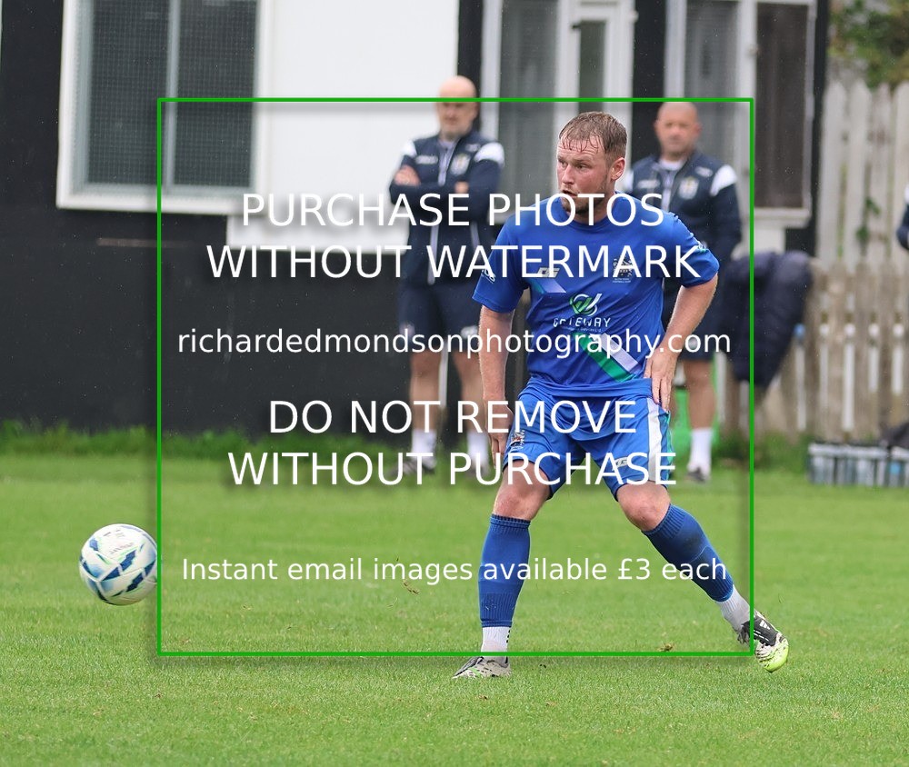 533A0272 - Kendal Town vs Blyth Town (29/8/26)