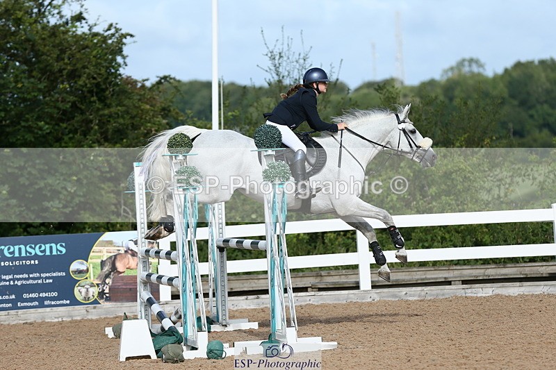 230716A-091857-02075 - Class 30 Children On Horses 1.05m