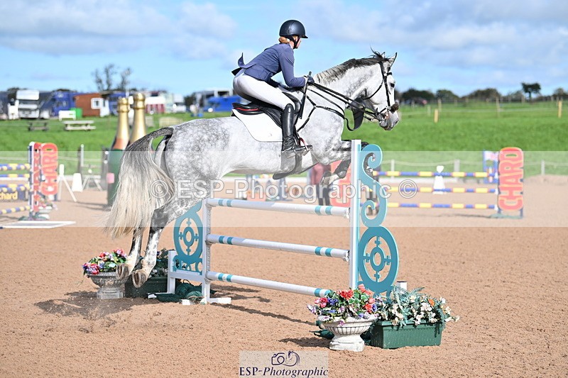 231015A-124915-08006 - Cls 30 Foxhunter & 1.20m Open