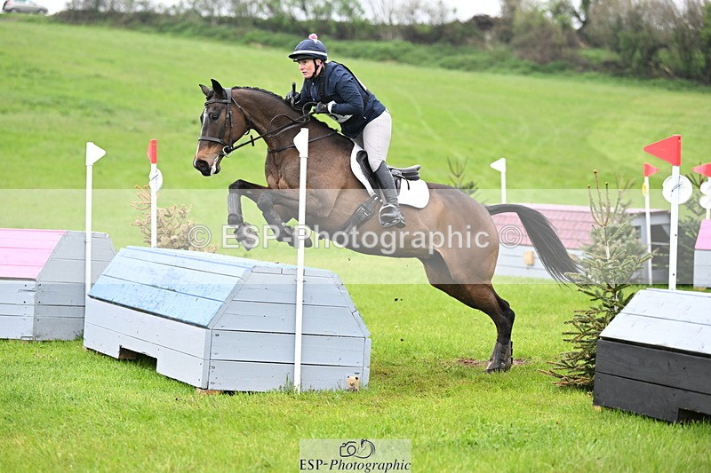 250419-102443-08589 - 451-Alexandra.Garner-LADY.VALTAS