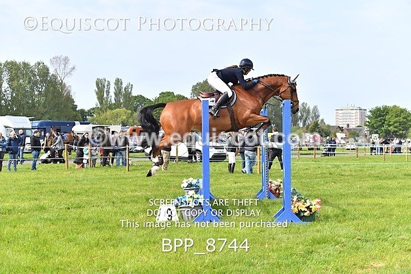 BPP_8744 - CLASS 2 The RHS Equikro Equestrian Classic Championship Qualifier (1.20m)