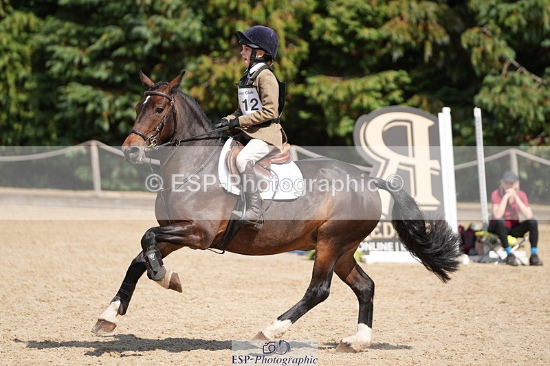 250824A-143344-38392 - 2112-India.Read-Miss.Lady.Luck