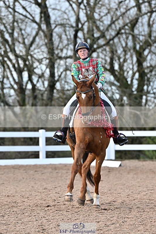 241214-150542-03092 - 137-Tyler.Bradshaw-Gijsbert