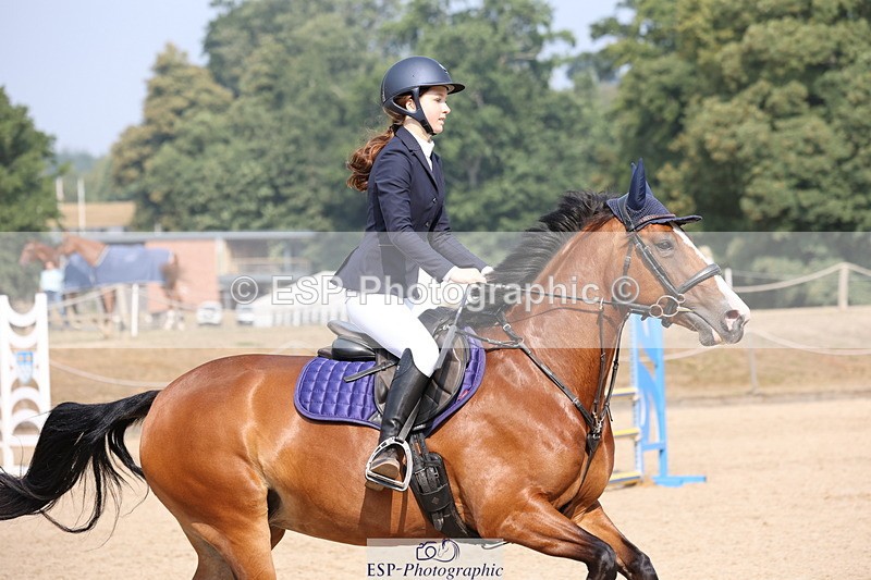 250816A-102459-00698 - Cls 3 Snr British Novice