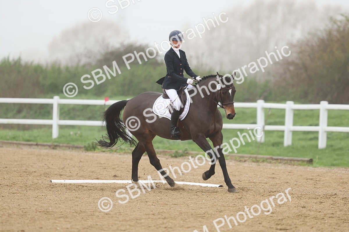 SBM_002028 - Class 5 - Novice 27