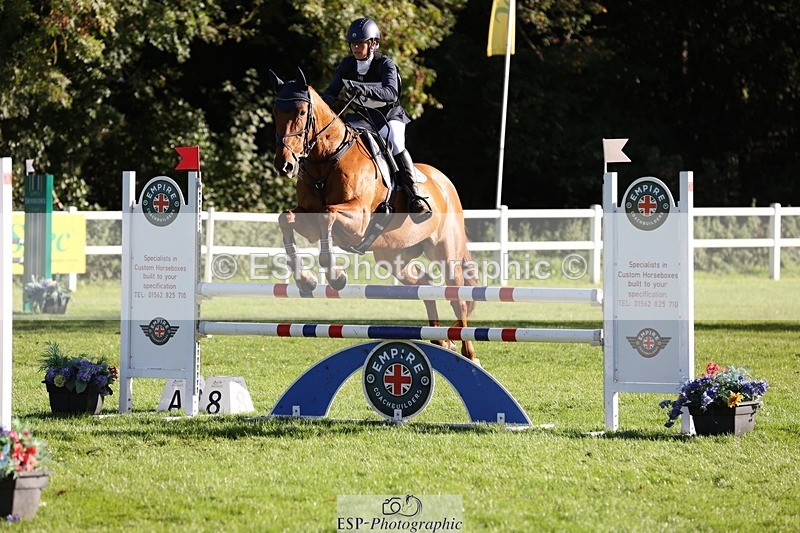 231022-103332-24603 - 656-DUNARD.RED.KNIGHT-Naomi.Watkins-TrotUp+SJ