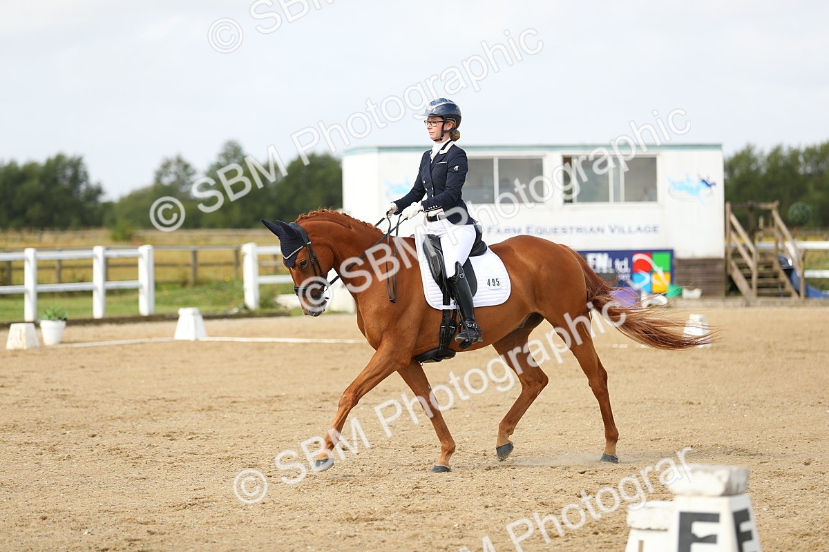 SBM_015621 - Class 13 - Novice 23 - 9.54-11.04