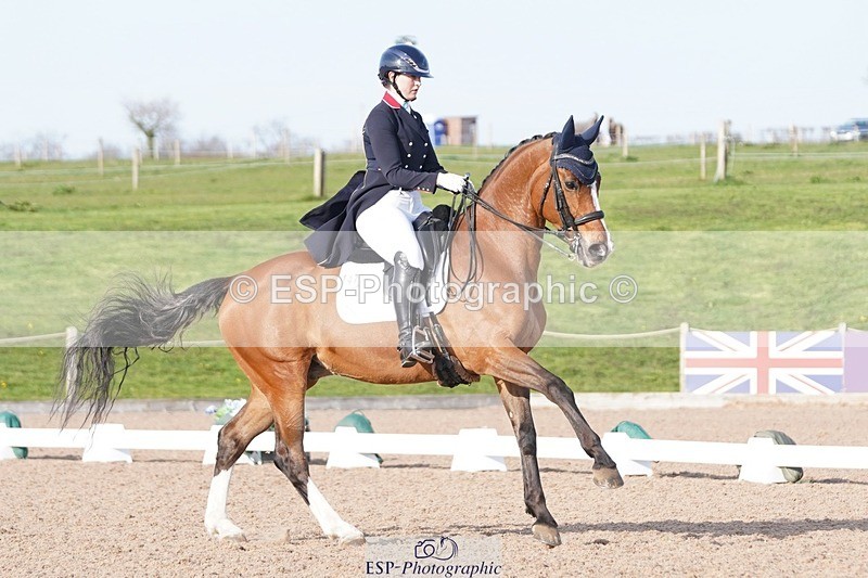 250404-172312-07940 - 147-Anna.Jesty-Grolschstar